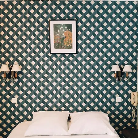 Saint Charles Hotel & Coliving Biarritz 3*