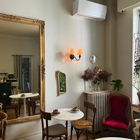 Saint Charles & Coliving 3*