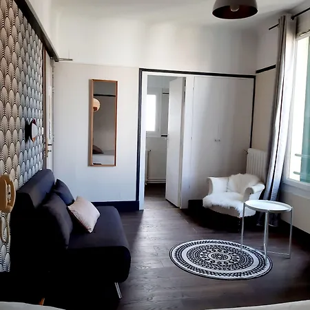 Saint Charles Hotel & Coliving Biarritz Μπιαρίτζ