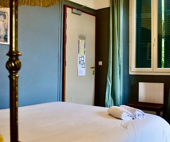 Saint Charles Hôtel&coliving 3*