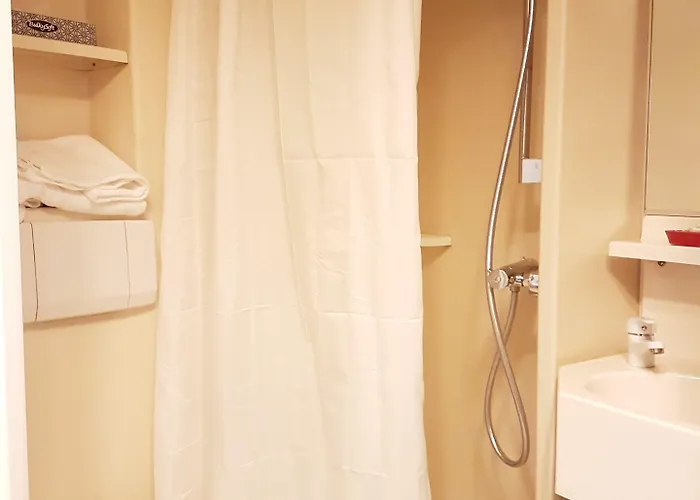 Saint Charles & Coliving 3*