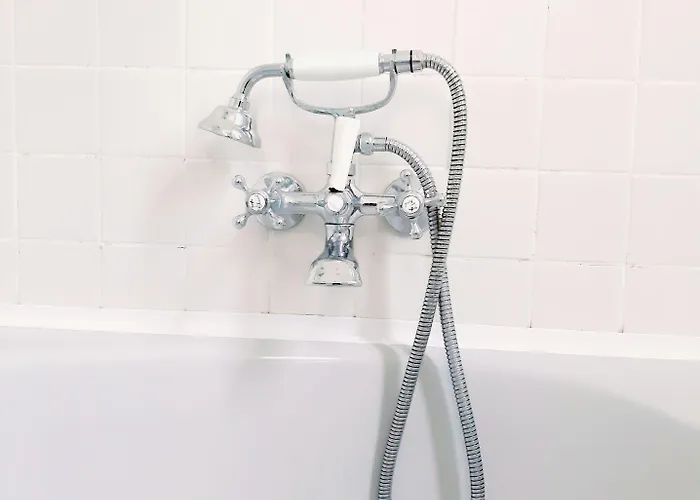 Saint Charles & Coliving