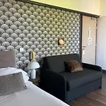 Saint Charles Hotel & Coliving Biarritz Ξενοδοχείο
