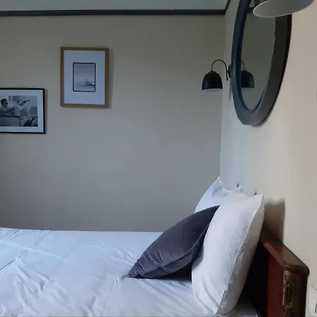 Saint Charles & Coliving 3*