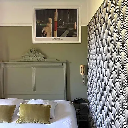 Saint Charles & Coliving 3*