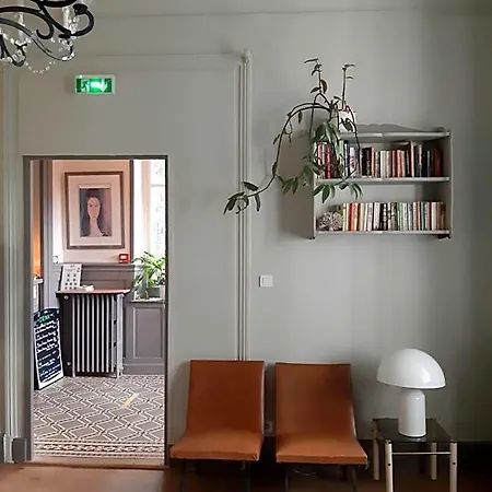 Saint Charles & Coliving 3*