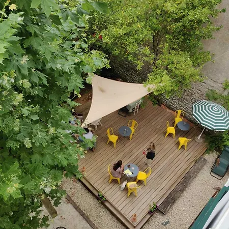 Ξενοδοχείο Saint Charles Hotel & Coliving Biarritz 3*
