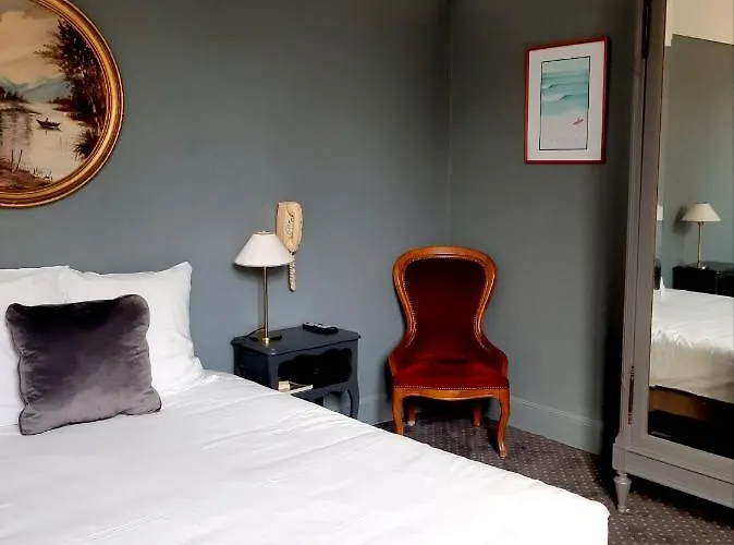 Отель Saint Charles & Coliving Биарриц