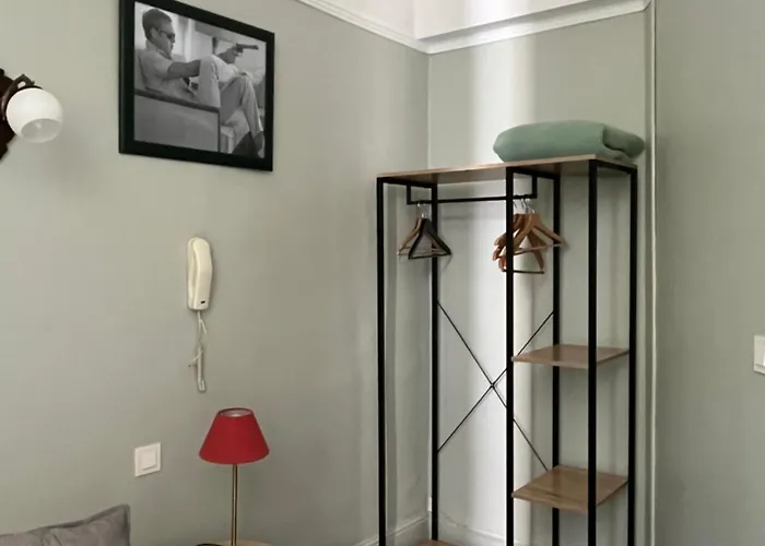 Отель Saint Charles & Coliving 3*