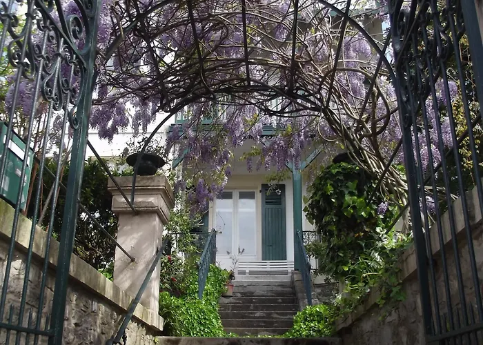 Hotel Saint Charles & Coliving Biarritz